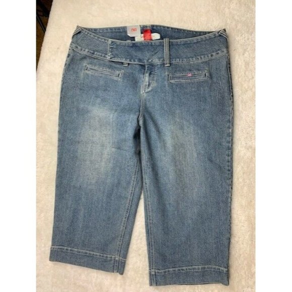Mossimo Size 20W Women Jean Lowest Rise Straight Through Hip Thigh Trous… - Picture 1 of 3